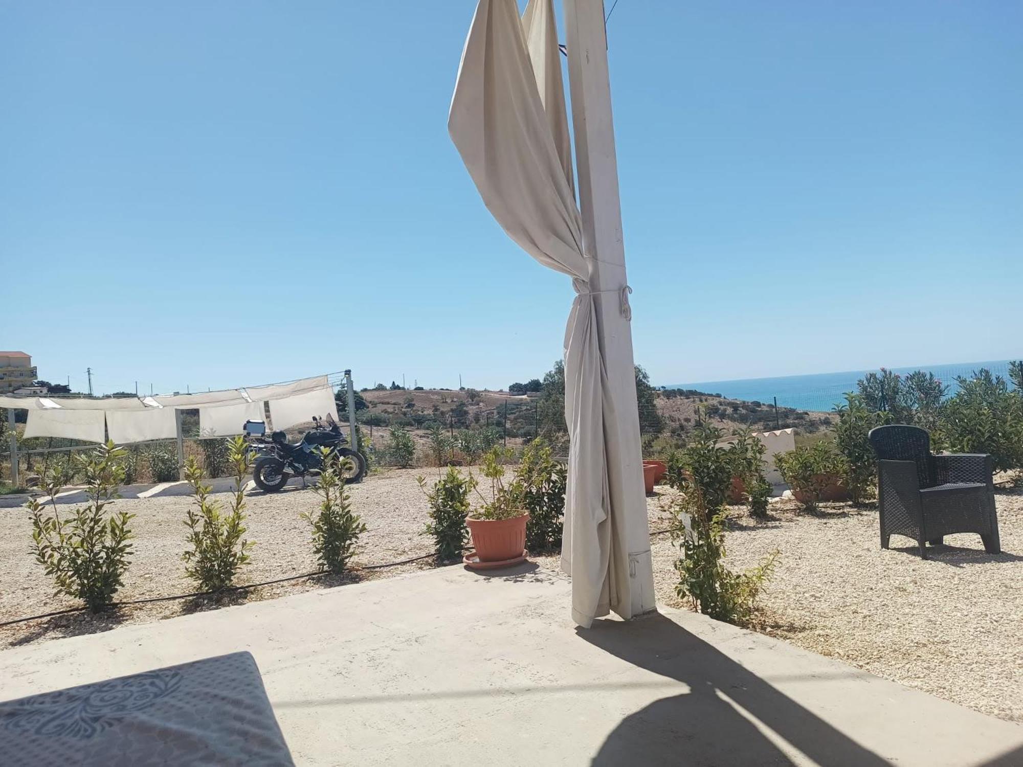 Casa Vacanze Abbacari Realmonte Exteriör bild